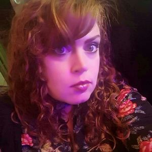 Meet your Posher, Cecily